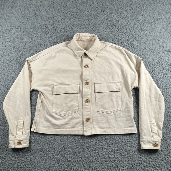Vuori Mackenzie Cropped Shirt Jacket Womens XS Beige Button Down Soft - Picture 1 of 11
